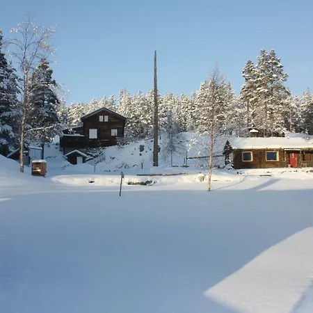 Vakantiehuis Three-bedroom In *